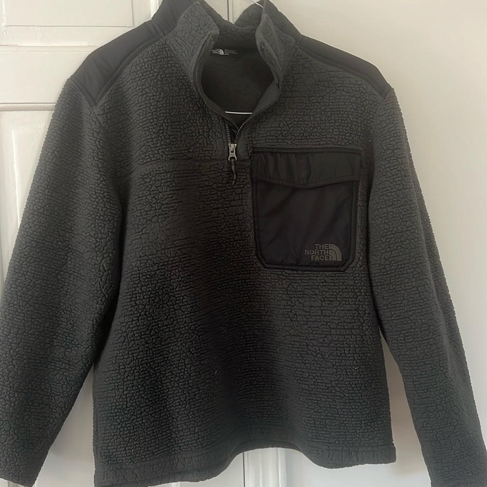 North Face pull over fleece men’s medium dark gray